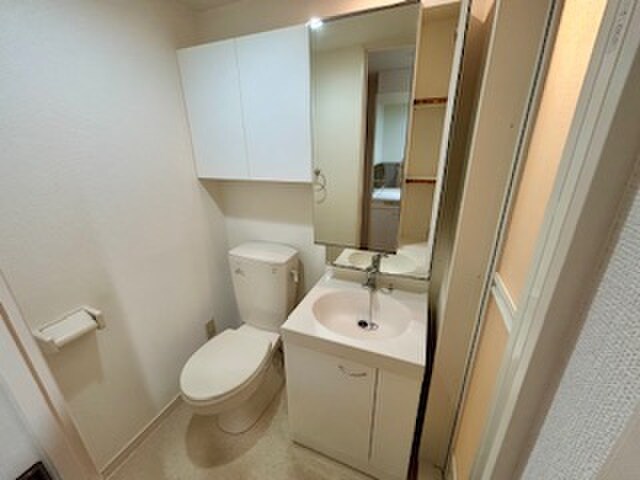 物件内観写真12　(洗面)