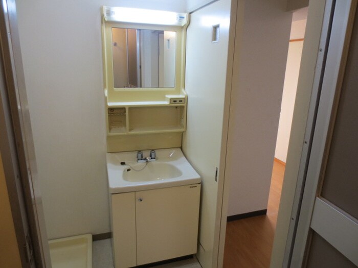 物件内観写真16　(洗面)