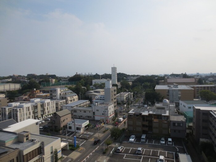 物件内観写真22　(室内からの展望)