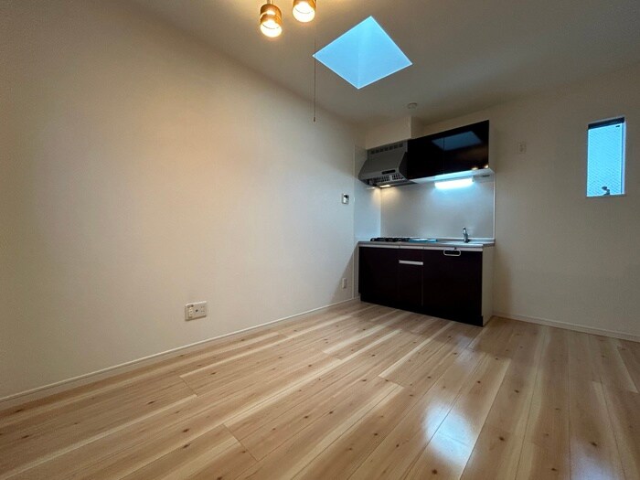 物件内観写真22　(居室)