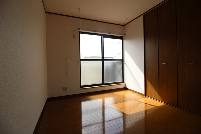 物件内観写真19　(居室)