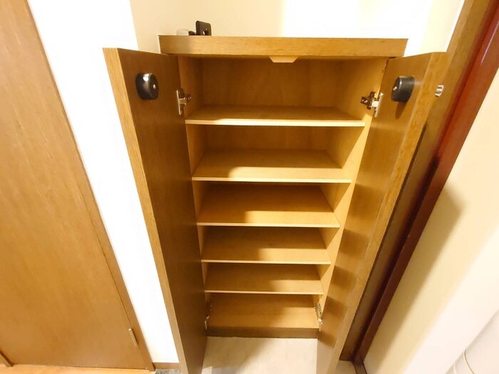 物件内観写真14　(靴箱)