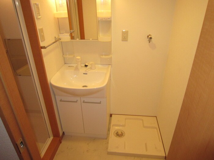 物件内観写真11　(洗面)