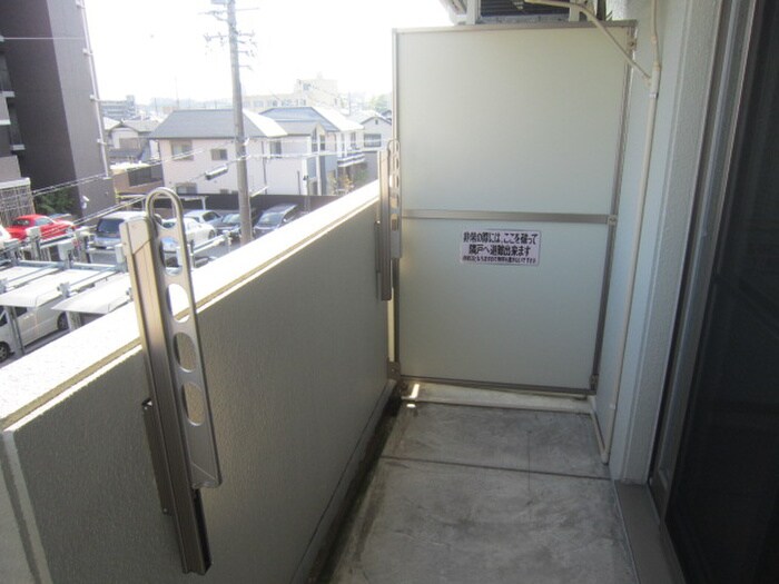 物件内観写真16　(ベランダ・バルコニー)