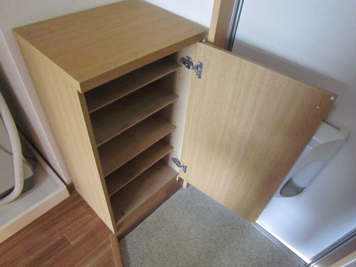 物件内観写真14　(靴箱)