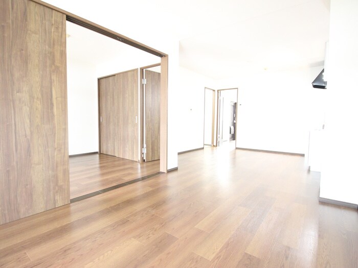 物件内観写真8　(居室)