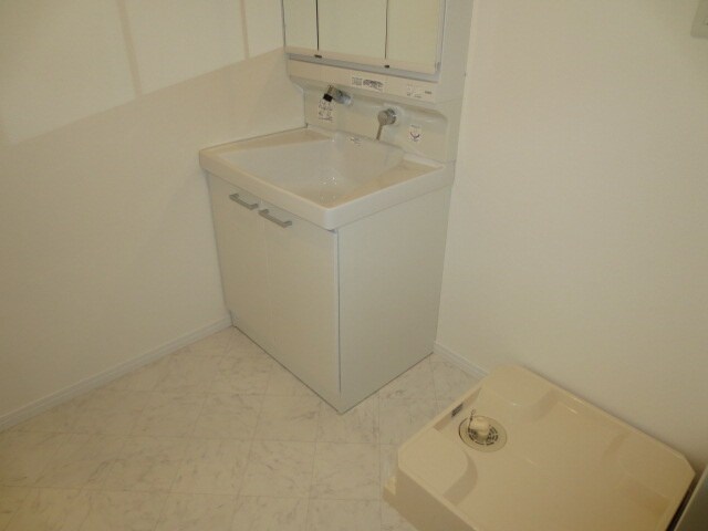 物件内観写真12　(洗面)