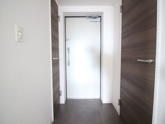 物件内観写真20　(玄関)