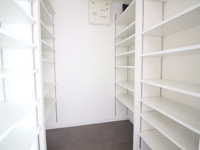 物件内観写真21　(収納)