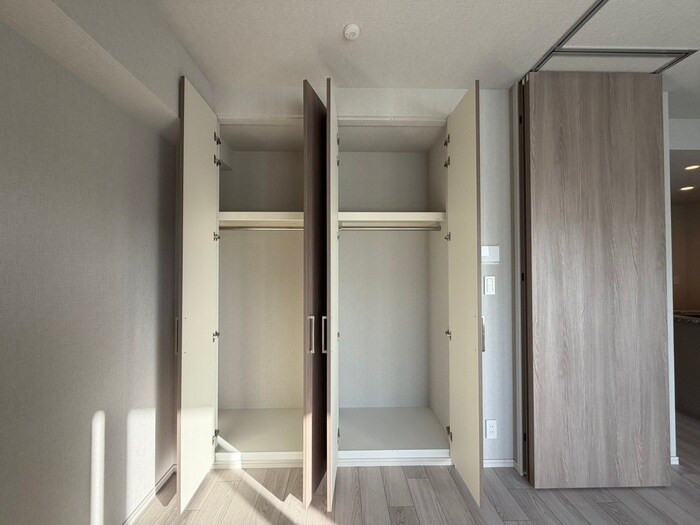 物件内観写真15　(収納)