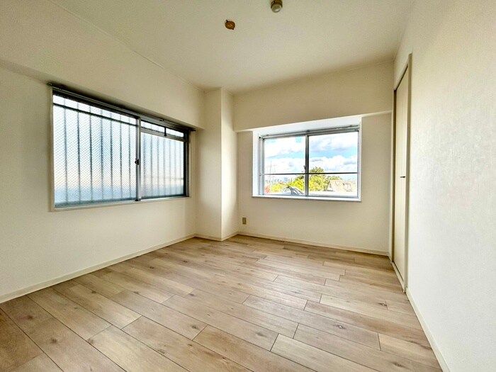 物件内観写真10　(居室)