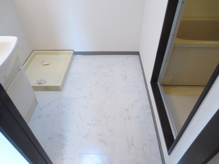 物件内観写真18　(洗面)