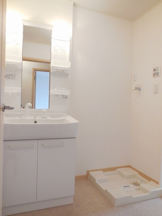 物件内観写真15　(洗面)