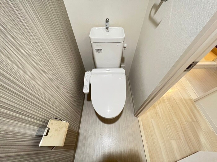 物件内観写真12　(トイレ)