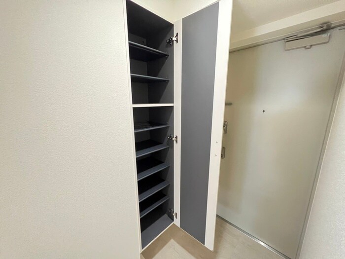 物件内観写真16　(靴箱)