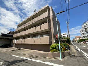 サンシャイントリス外観写真