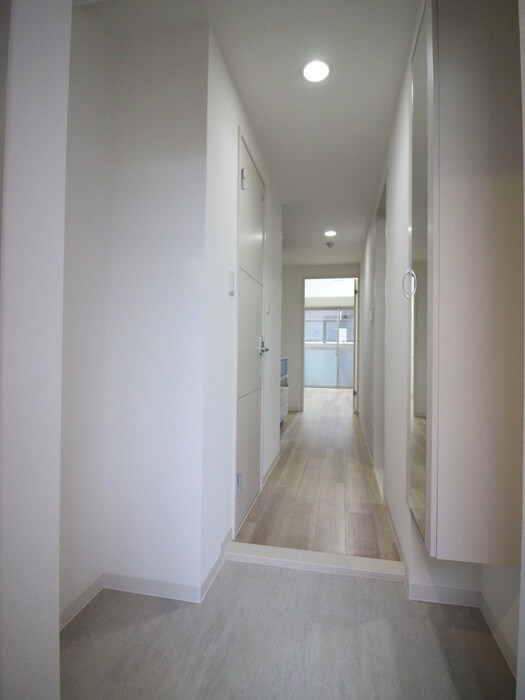 物件内観写真15　(玄関)