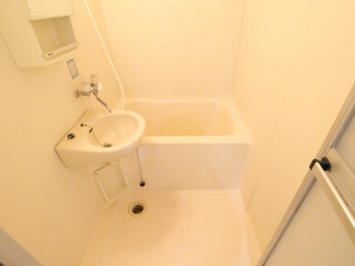 物件内観写真9　(バス／シャワールーム等)