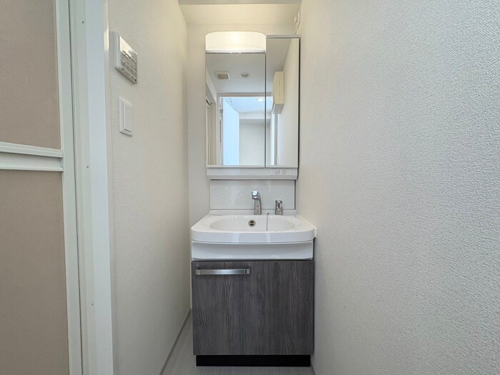 物件内観写真12　(洗面)