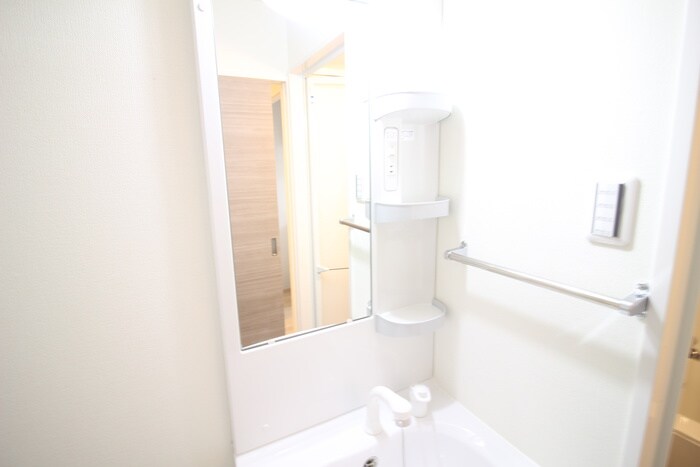 物件内観写真11　(洗面)