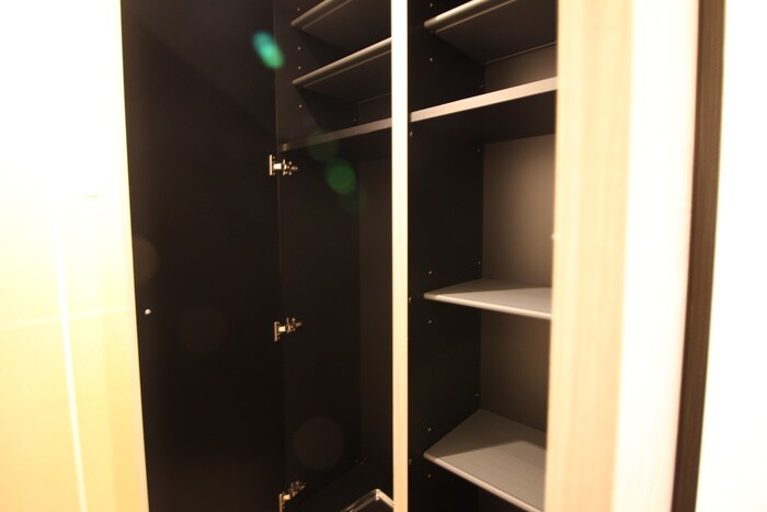 物件内観写真15　(靴箱)
