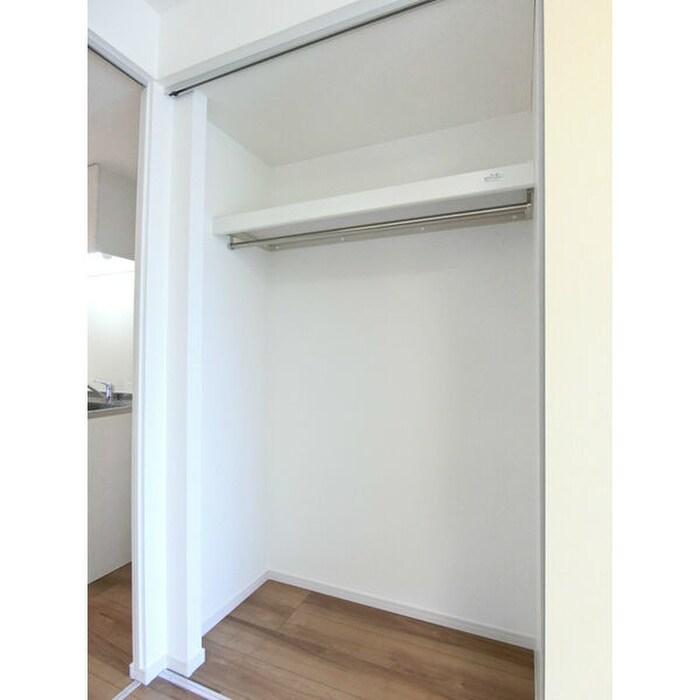 物件内観写真13　(収納)