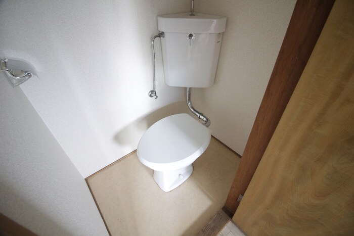 物件内観写真16　(トイレ)