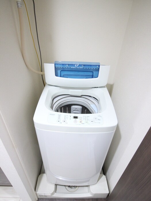 物件内観写真8　(洗濯機置場)