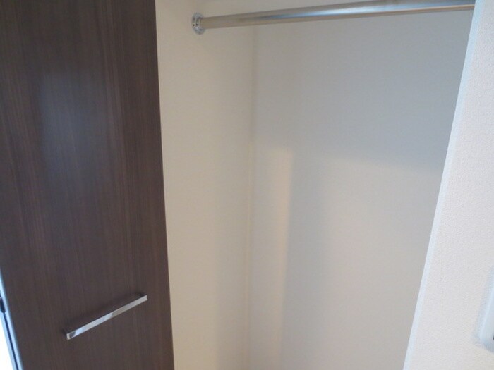 物件内観写真8　(収納)