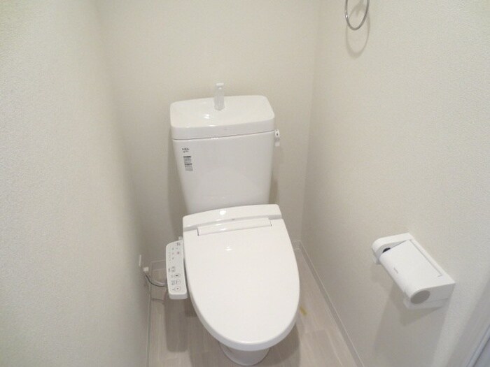 物件内観写真10　(トイレ)