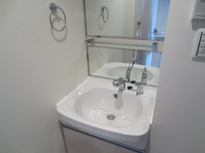 物件内観写真12　(洗面)