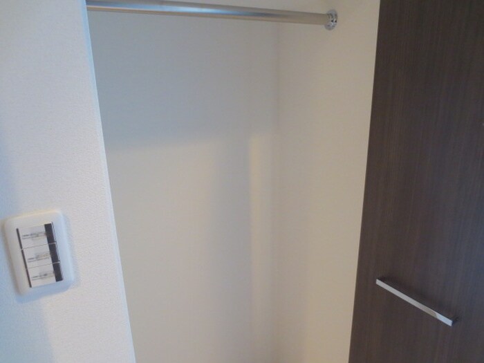 物件内観写真16　(収納)