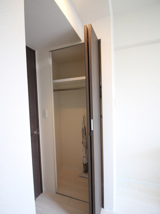 物件内観写真16　(収納)