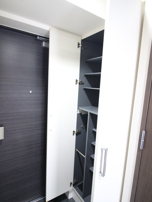 物件内観写真16　(靴箱)