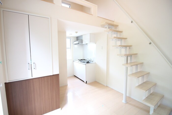 物件内観写真8　(居室)