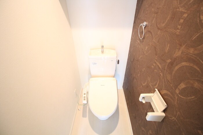 物件内観写真10　(トイレ)