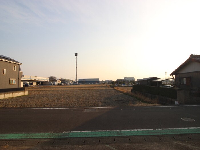 物件内観写真9　(室内からの展望)