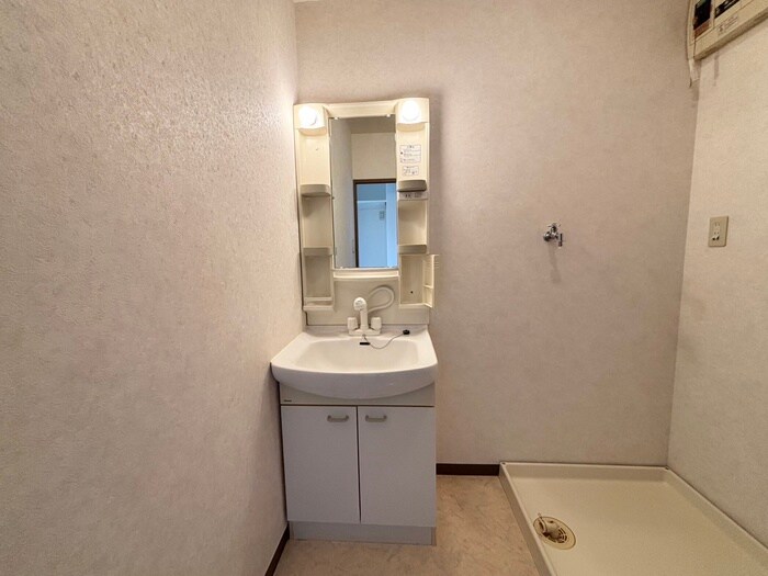 物件内観写真12　(洗面)