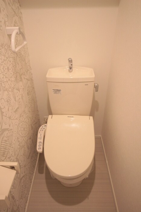 物件内観写真8　(トイレ)