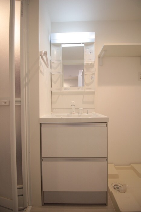 物件内観写真9　(洗面)