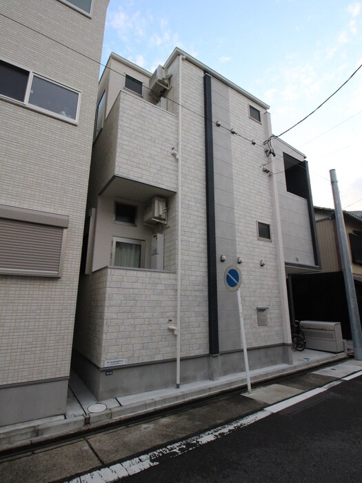 物件外観写真3　(外観写真)