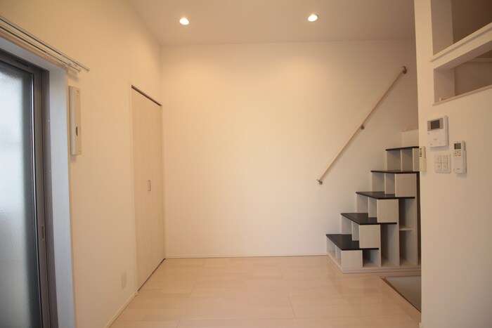 物件内観写真13　(居室)