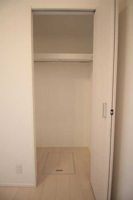 物件内観写真14　(収納)