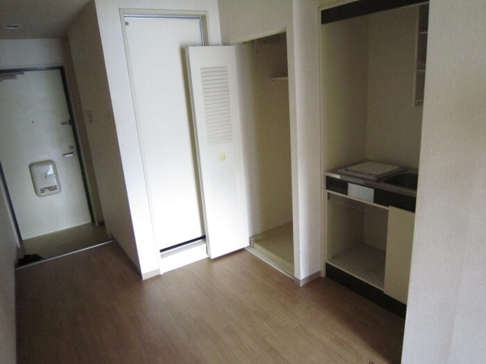 物件内観写真10　(居室)