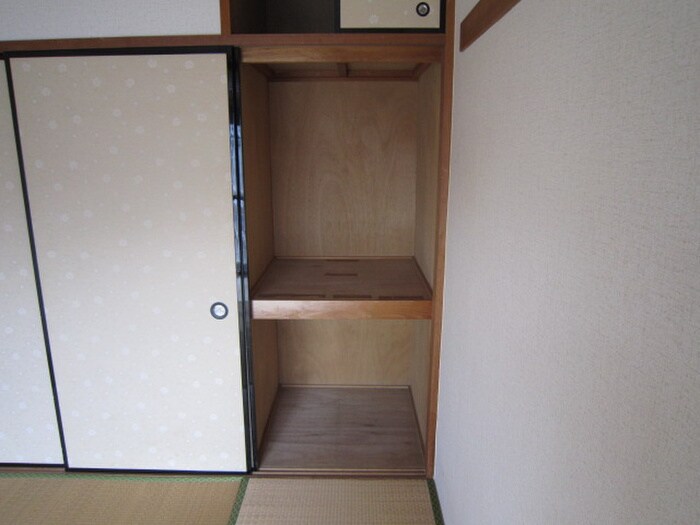 物件内観写真11　(収納)