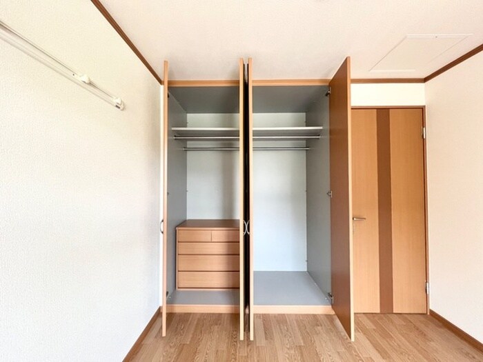 物件内観写真11　(収納)