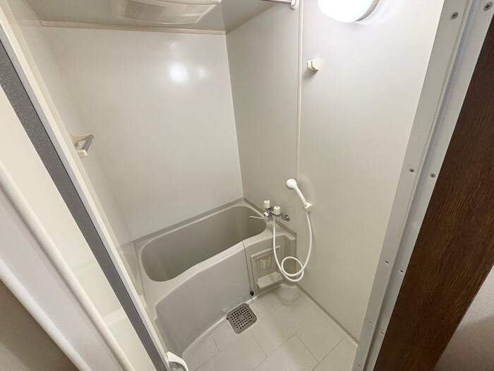 物件内観写真12　(バス／シャワールーム等)