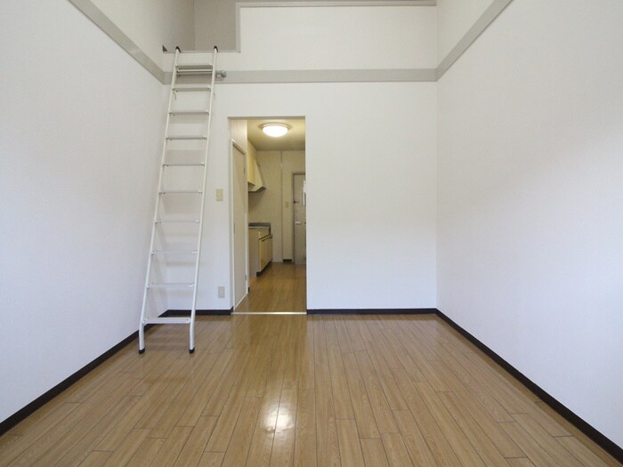 物件内観写真9　(居室)