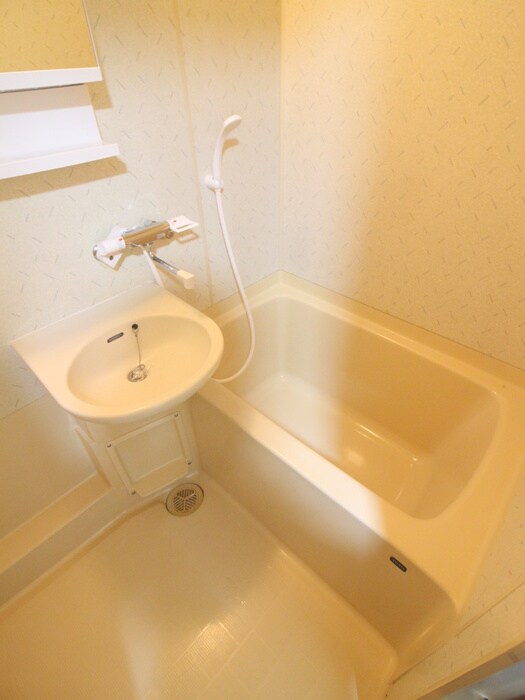 物件内観写真12　(バス／シャワールーム等)