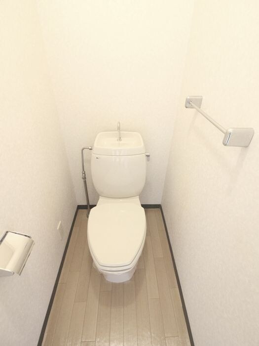 物件内観写真13　(トイレ)